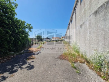 Loja para Venda em Queluz e Belas