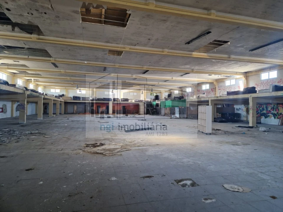 Loja para Venda em Queluz e Belas Foto 17