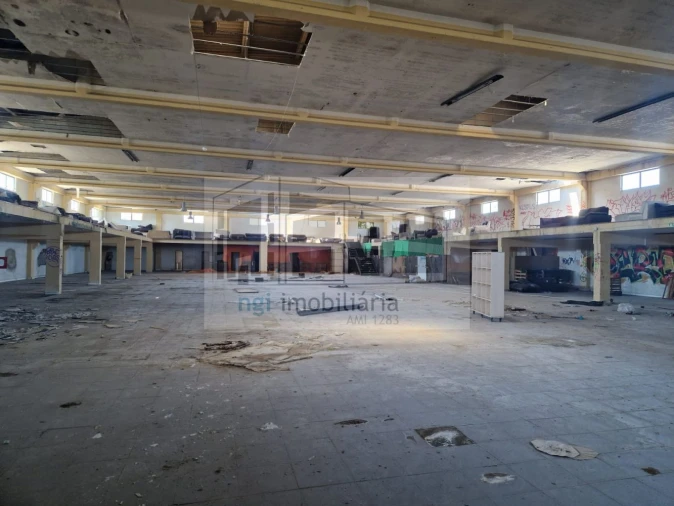Loja para Venda em Queluz e Belas Foto 17