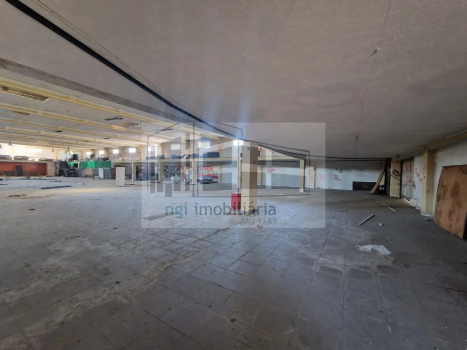 Loja para Venda em Queluz e Belas Foto 3