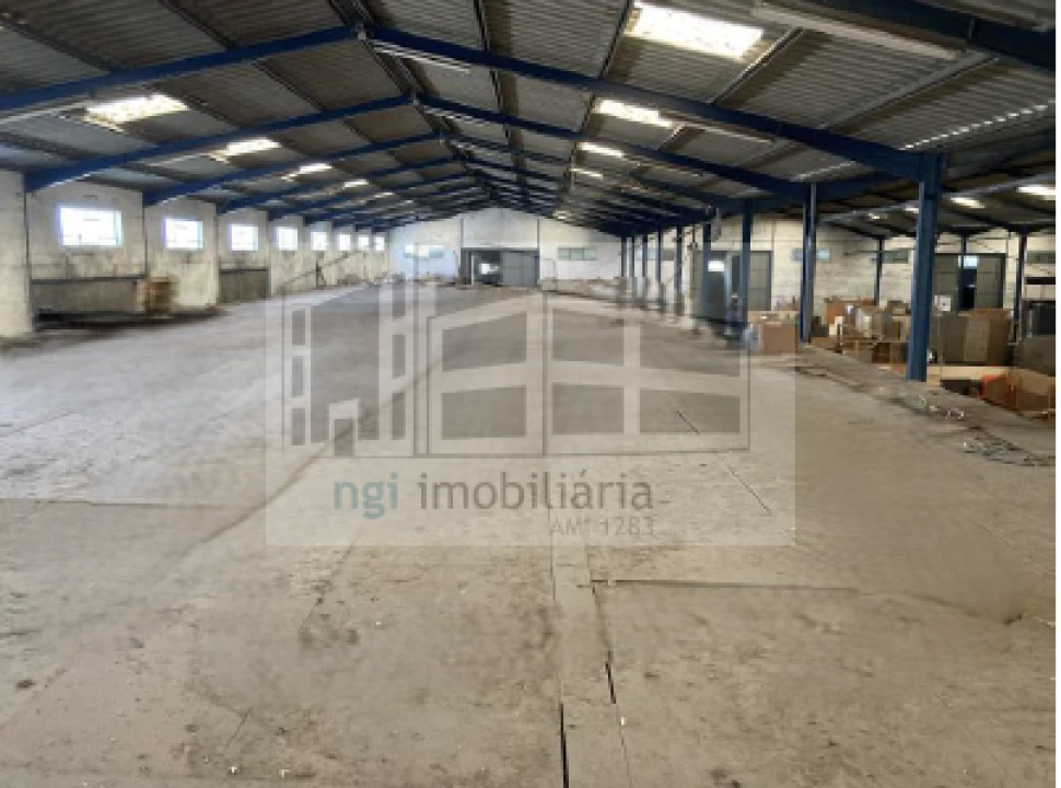 Loja para Venda em Queluz e Belas Foto 1