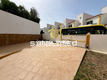 Moradia T3 para Venda em Ericeira