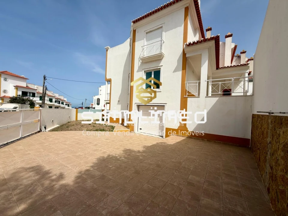 Moradia T3 para Venda em Ericeira Foto 1