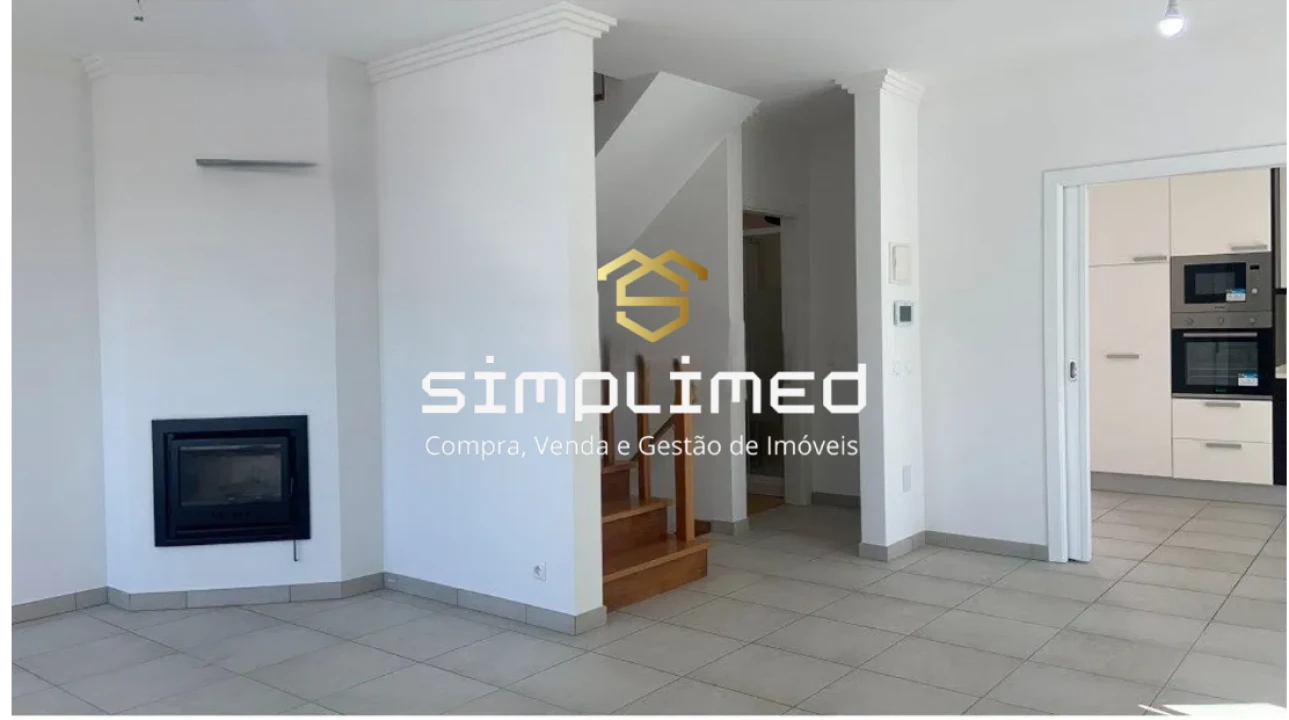 Moradia T3 para Venda em Ericeira Foto 8