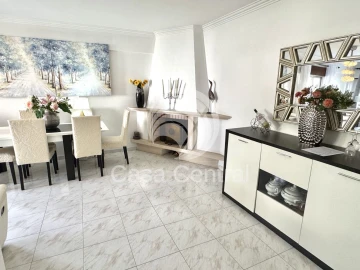 Apartamento T2 para Venda em Queluz e Belas