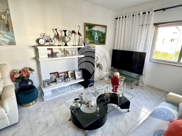 Apartamento T2 para Venda em Queluz e Belas