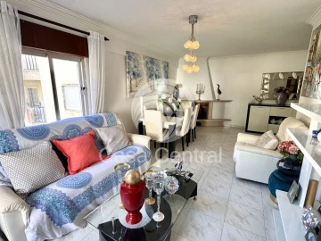 Apartamento T2 para Venda em Queluz e Belas