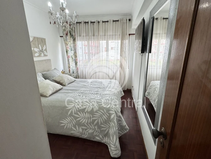 Apartamento T2 para Venda em Queluz e Belas Foto 28