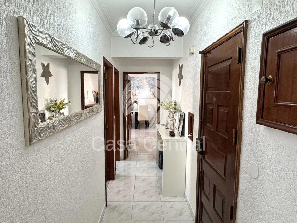 Apartamento T2 para Venda em Queluz e Belas Foto 18