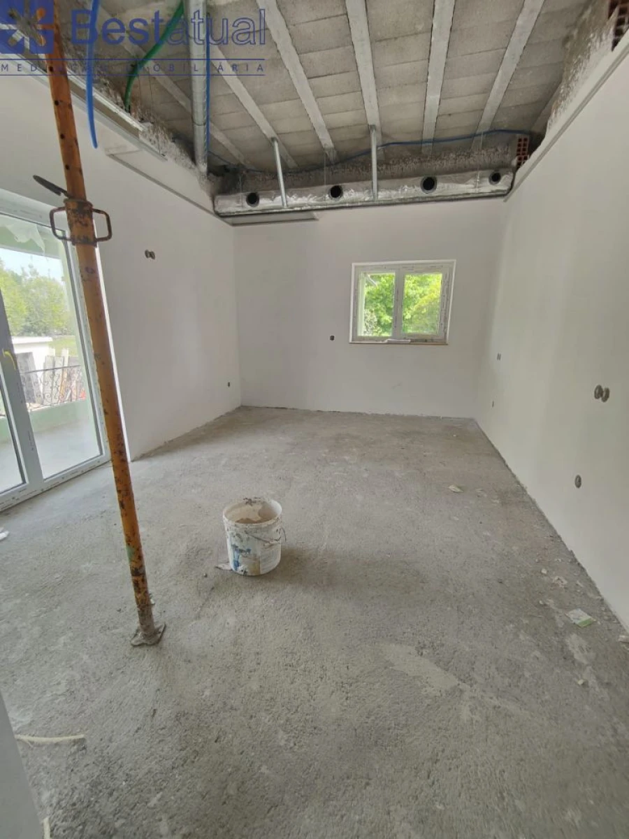 Moradia T3 para Venda em Landim Foto 15