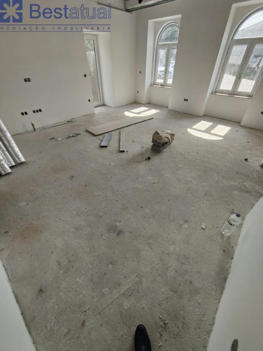 Moradia T3 para Venda em Landim Foto 7