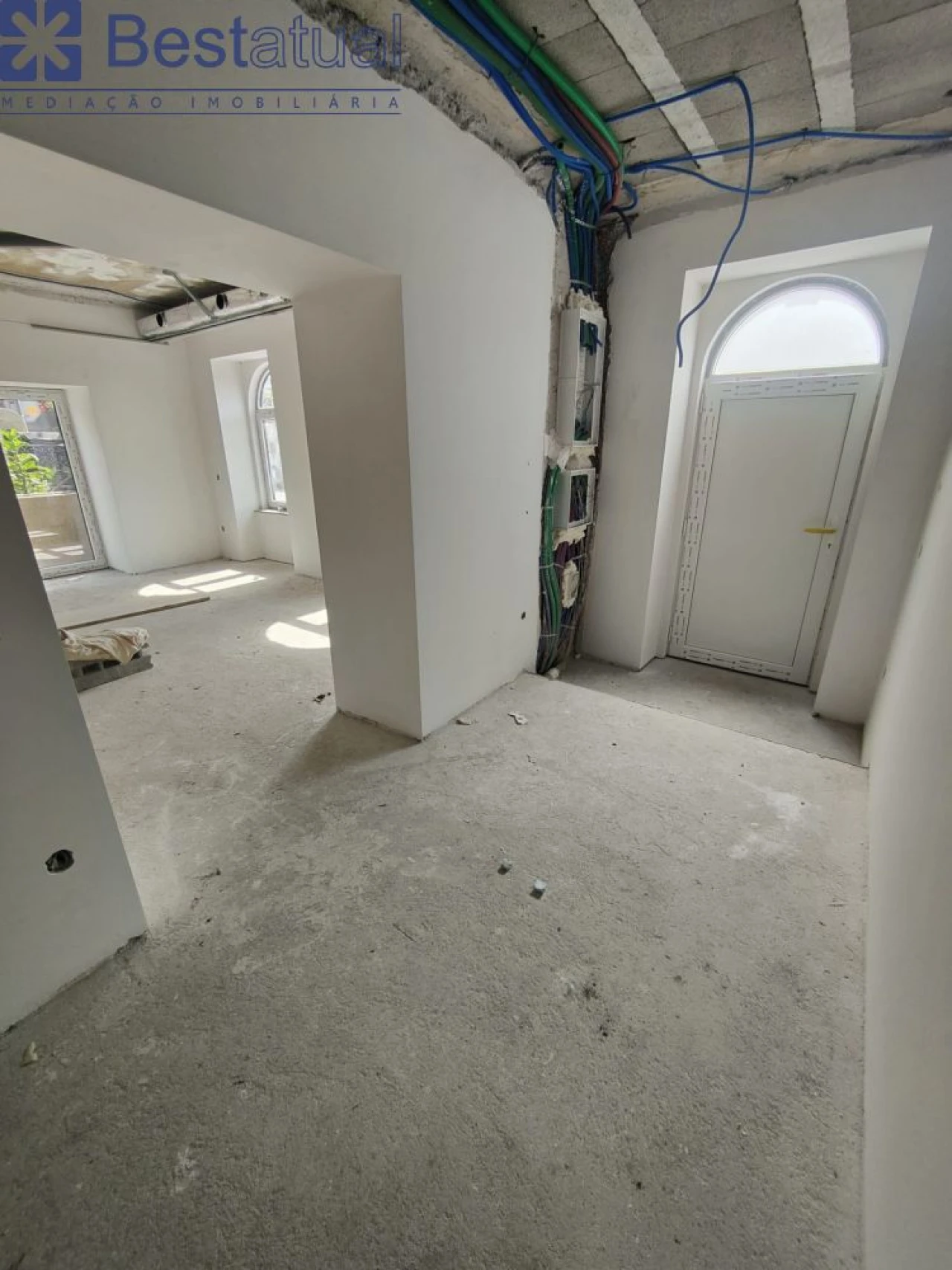 Moradia T3 para Venda em Landim Foto 2