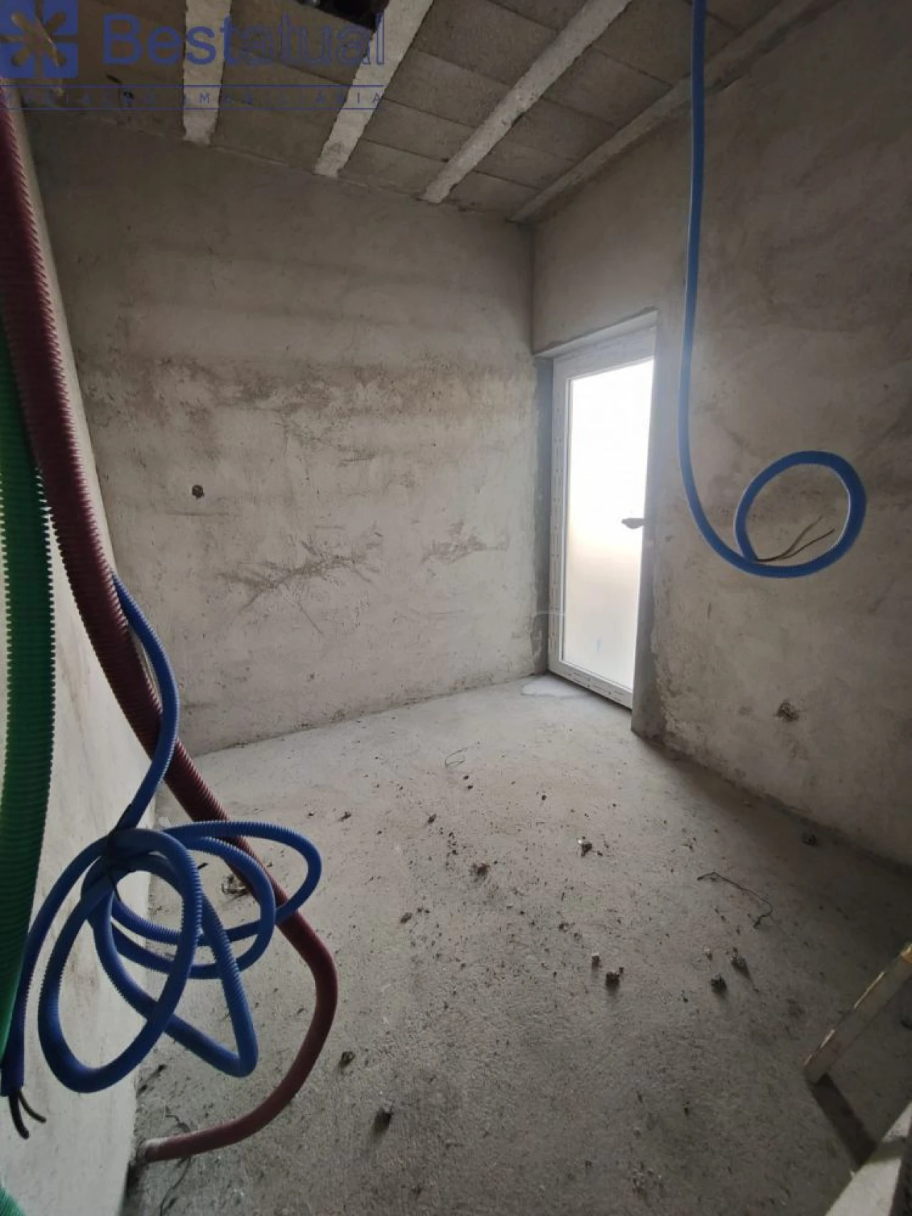 Moradia T3 para Venda em Landim Foto 12