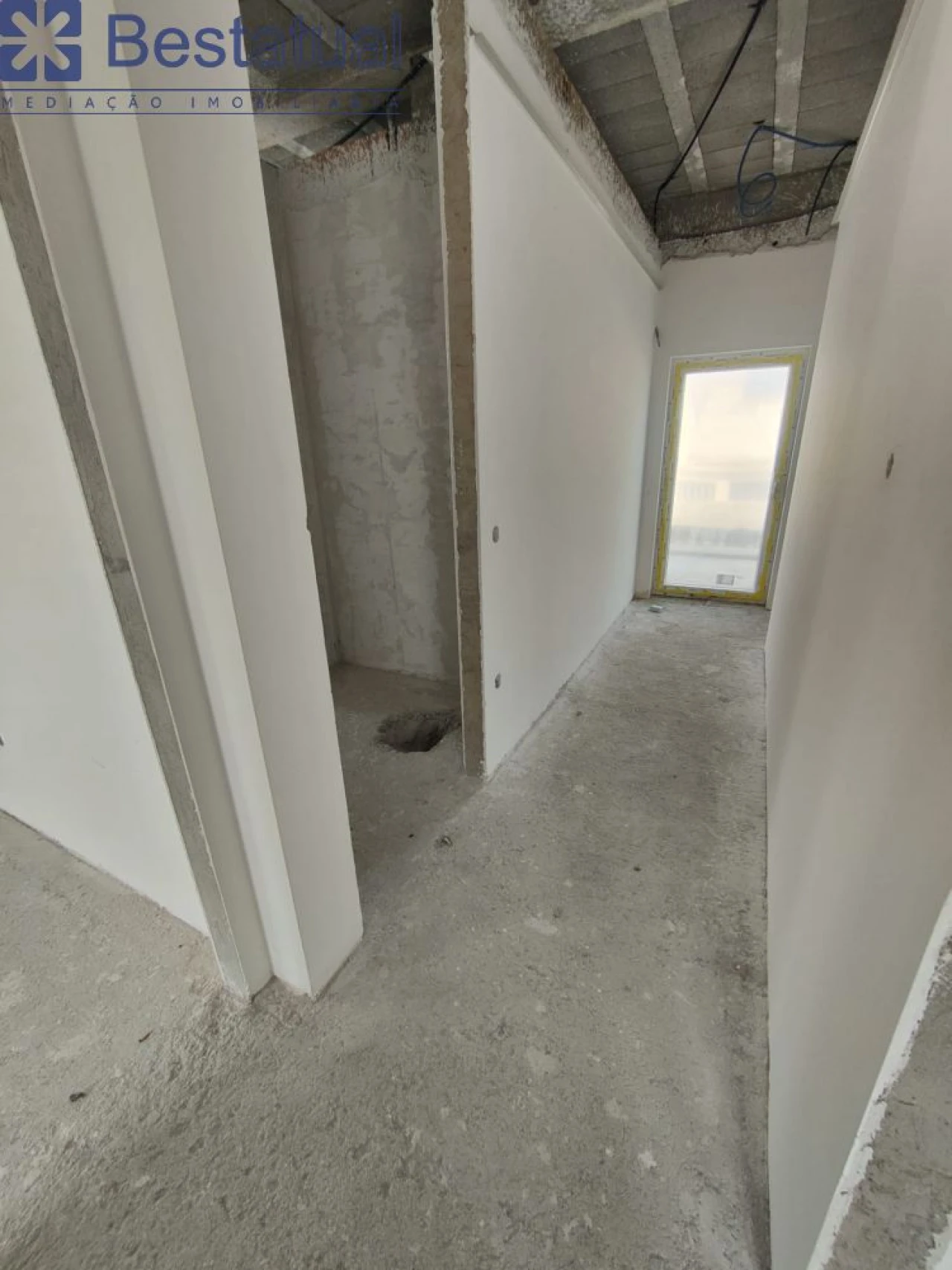 Moradia T3 para Venda em Landim Foto 48