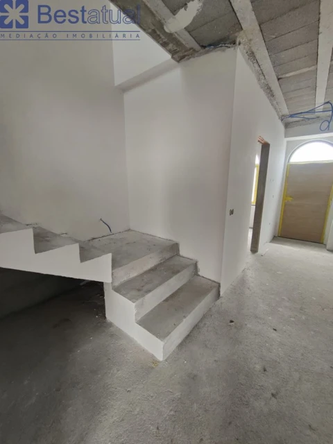 Moradia T3 para Venda em Landim