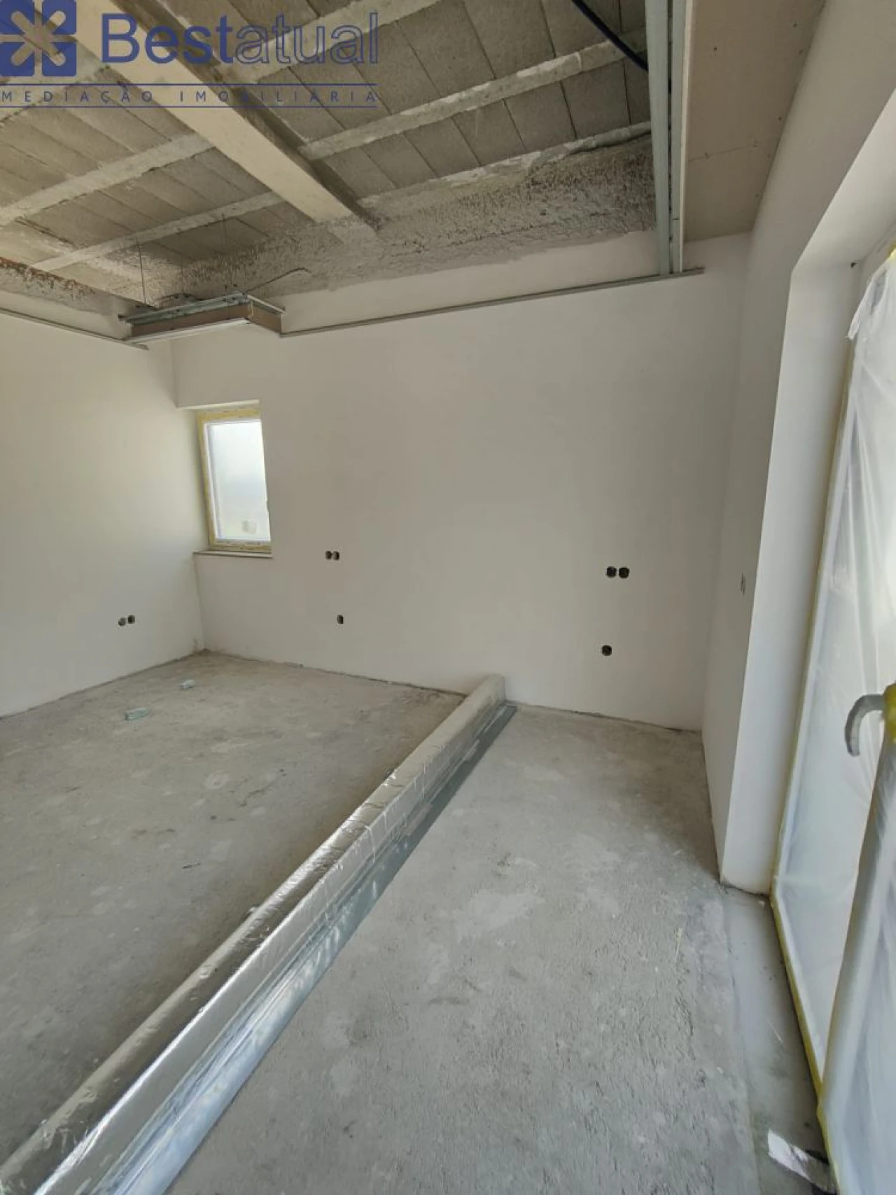 Moradia T3 para Venda em Landim Foto 38