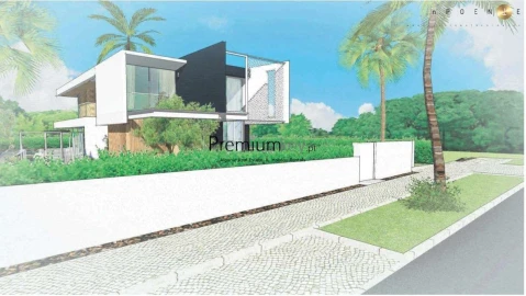 Moradia T4 para Venda em Alcantarilha e Pêra