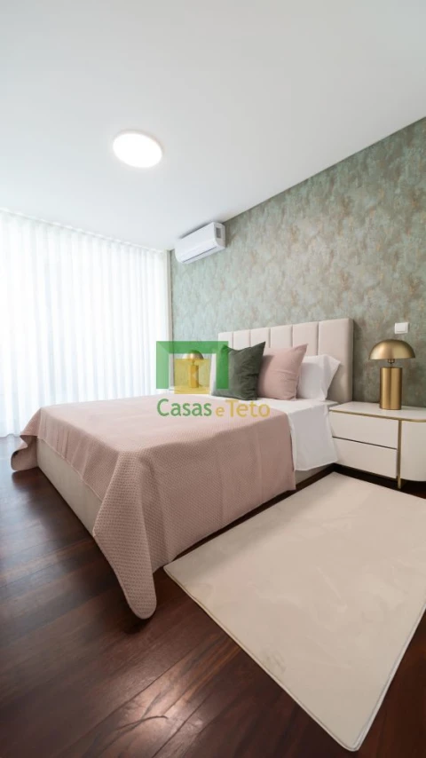 Apartamento T4 para Venda em Funchal (Se)