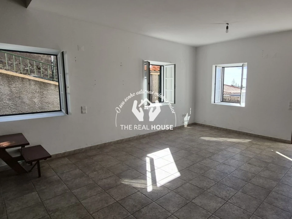 Moradia T3 para Venda em Imaculado Coração de Maria Foto 4