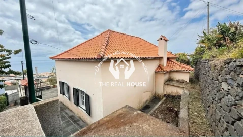 Moradia T3 para Venda em Imaculado Coração de Maria