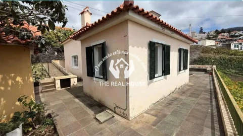 Moradia T3 para Venda em Imaculado Coração de Maria