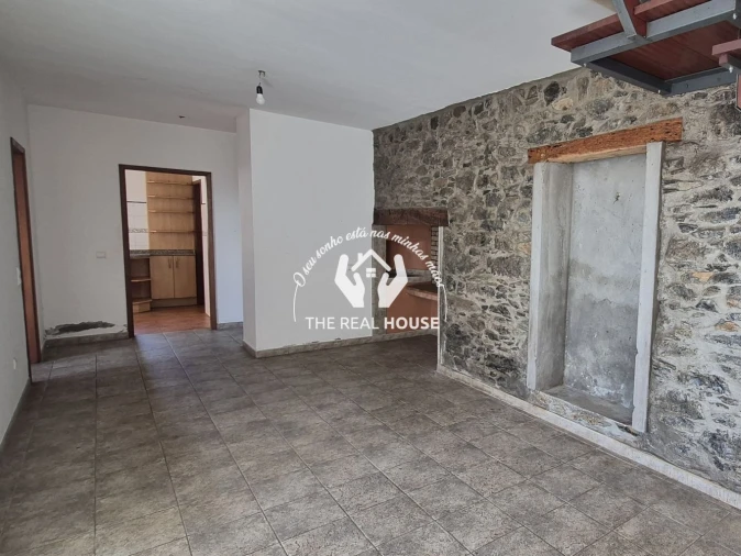 Moradia T3 para Venda em Imaculado Coração de Maria Foto 3