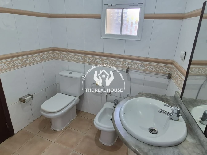 Moradia T3 para Venda em Imaculado Coração de Maria Foto 9