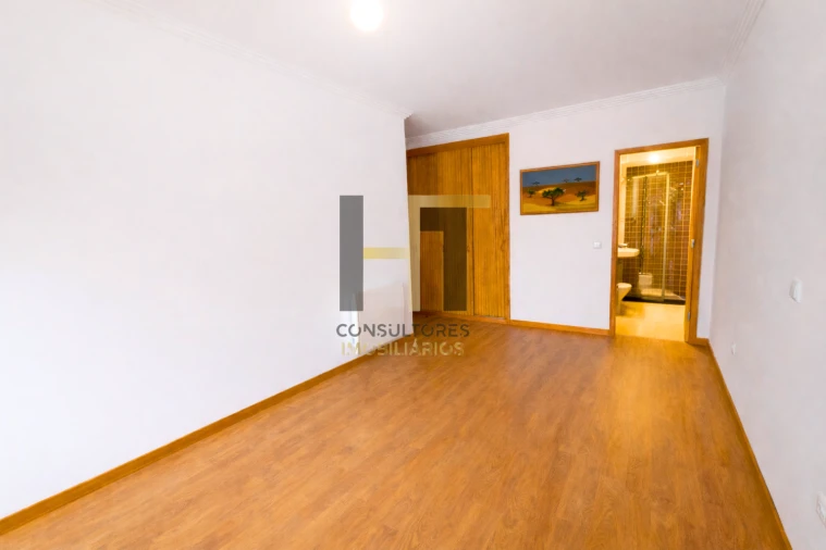 Apartamento T2 para Venda em Coronado (São Romão e São Mamede) Foto 8