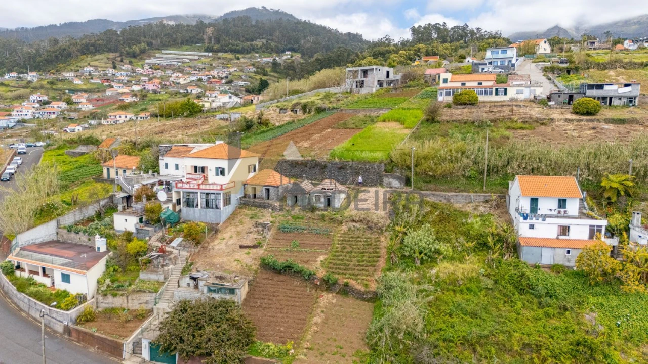 Moradia T1 para Venda em Ponta do Sol Foto 2