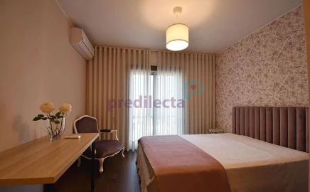 Apartamento T4 para Venda em Paranhos