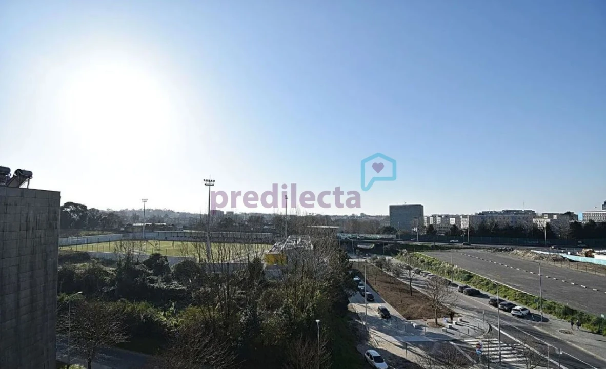 Apartamento T4 para Venda em Paranhos Foto 27