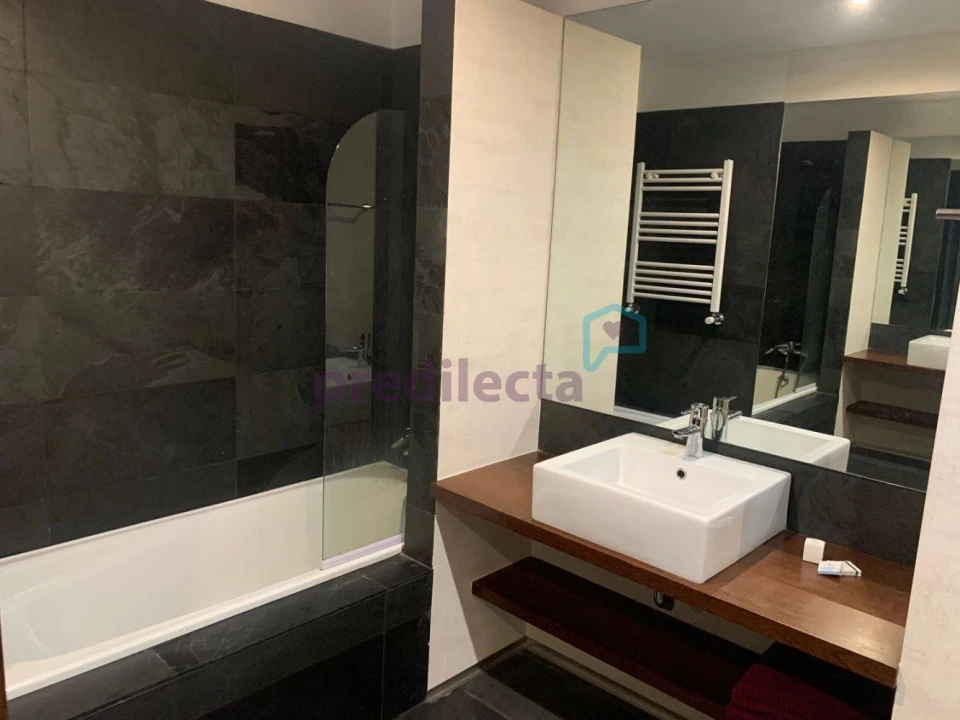 Apartamento T4 para Venda em Paranhos Foto 23