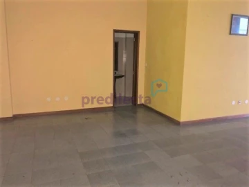 Loja para Venda em Campanhã