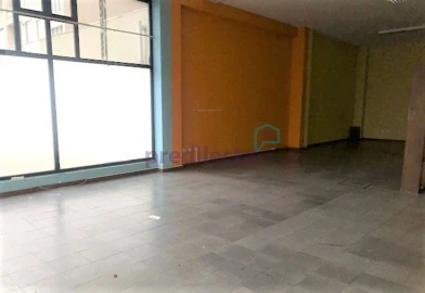 Loja para Venda em Campanhã