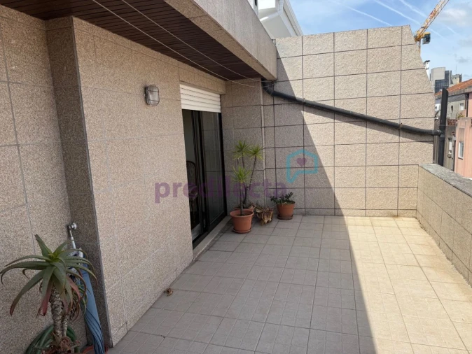 Apartamento T1 para Venda em Cedofeita, Santo Ildefonso, Sé, Miragaia, São Nicolau e Vitória Foto 16