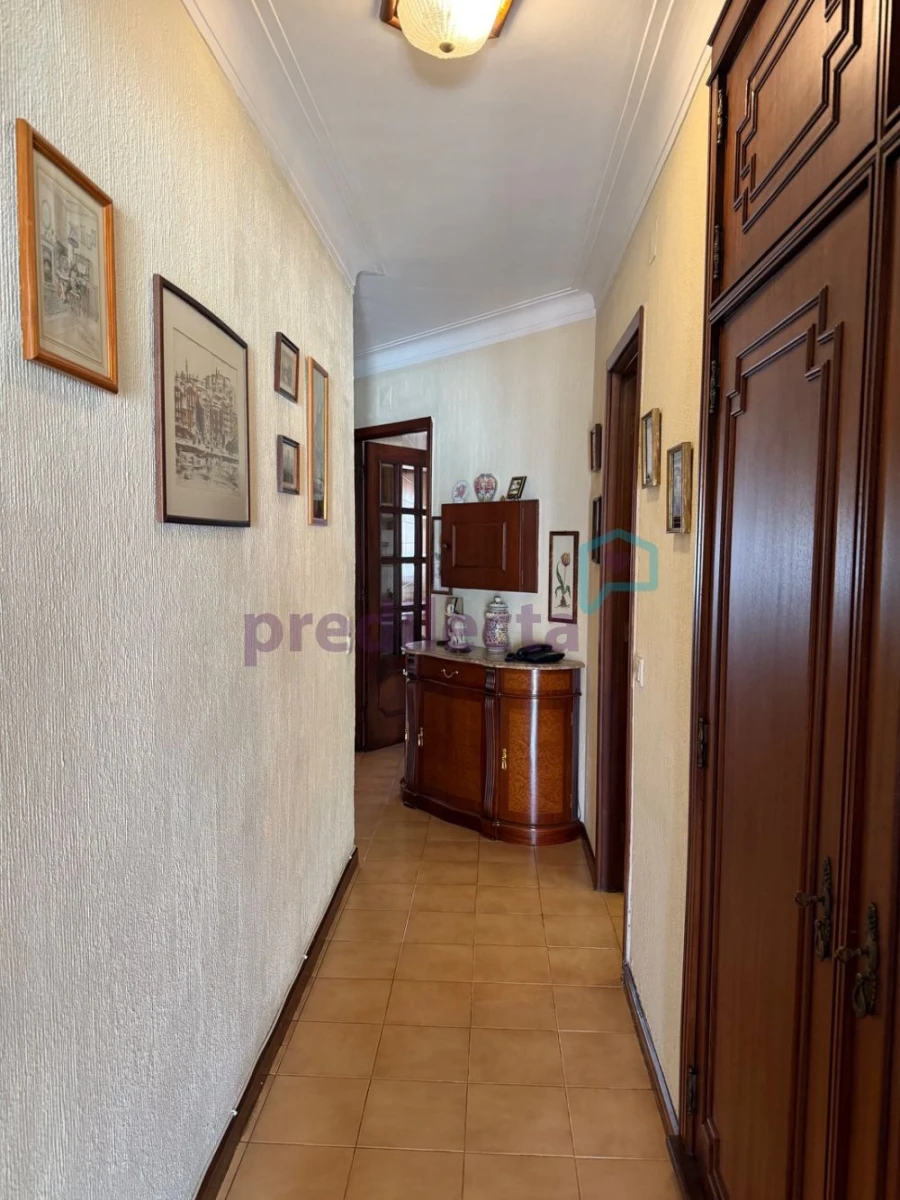 Apartamento T1 para Venda em Cedofeita, Santo Ildefonso, Sé, Miragaia, São Nicolau e Vitória Foto 9