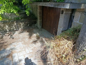 Moradia T10 para Venda em Oliveira do Hospital e São Paio de Gramaços