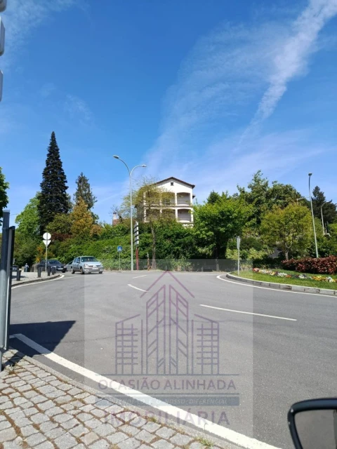 Moradia T10 para Venda em Oliveira do Hospital e São Paio de Gramaços