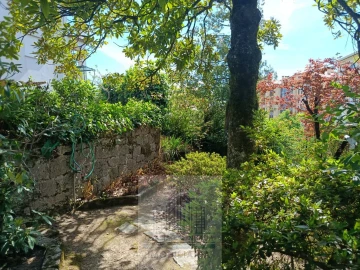 Moradia T10 para Venda em Oliveira do Hospital e São Paio de Gramaços