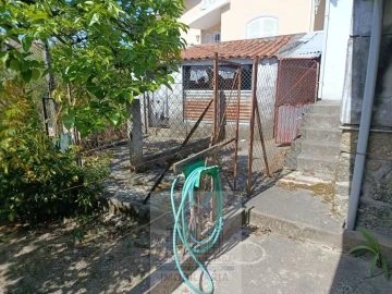 Moradia T10 para Venda em Oliveira do Hospital e São Paio de Gramaços