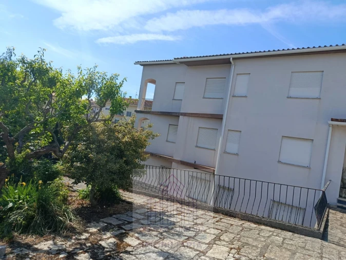 Moradia T10 para Venda em Oliveira do Hospital e São Paio de Gramaços Foto 9