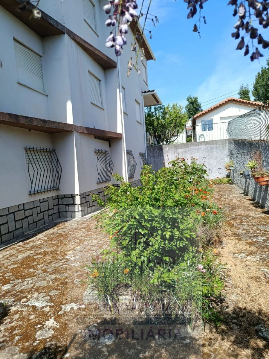 Moradia T10 para Venda em Oliveira do Hospital e São Paio de Gramaços Foto 16