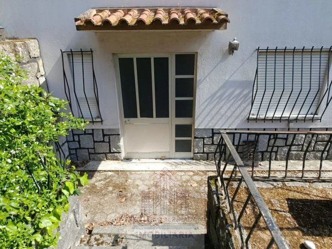 Moradia T10 para Venda em Oliveira do Hospital e São Paio de Gramaços Foto 22