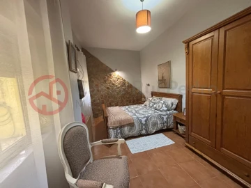 Moradia T3 para Venda em Laranjeiro e Feijó