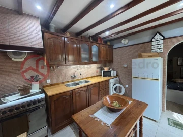 Moradia T3 para Venda em Laranjeiro e Feijó