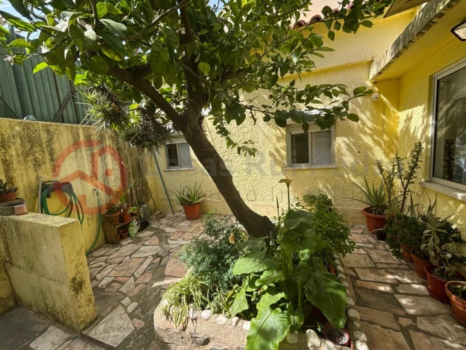 Moradia T3 para Venda em Laranjeiro e Feijó Foto 27