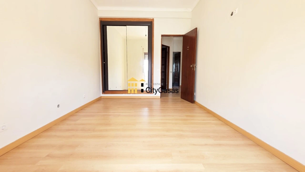 Apartamento T2 para Venda em Matosinhos e Leça da Palmeira Foto 10