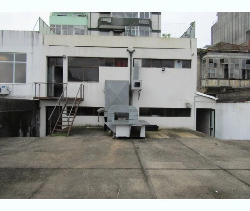 Loja para Venda em Cedofeita, Santo Ildefonso, Sé, Miragaia, São Nicolau e Vitória Foto 4