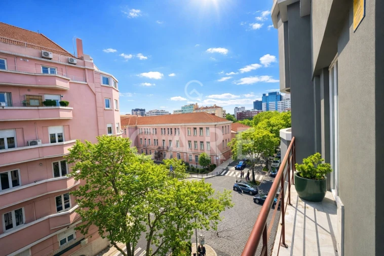 Apartamento T2 para Venda em Avenidas Novas Foto 11