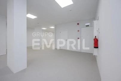 Escritório para Venda em Mafamude e Vilar do Paraíso